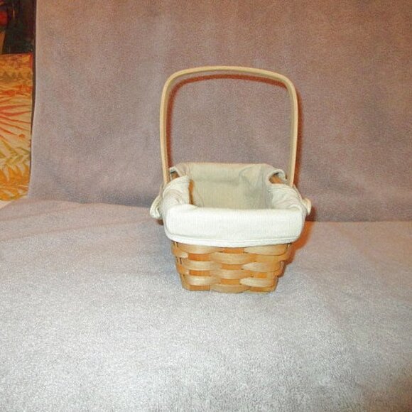 VINTAGE Taskets RENAISSANCE Woven Wood  BASKET With LINER Bread HANDLE Decor - Picture 4 of 11